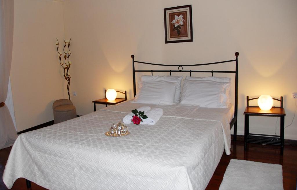 THEODORA room 1